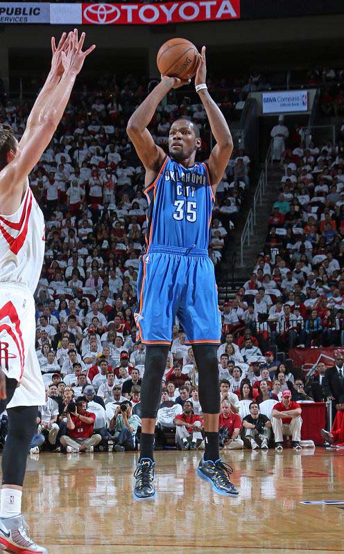 不仅在进攻 不仅在进攻