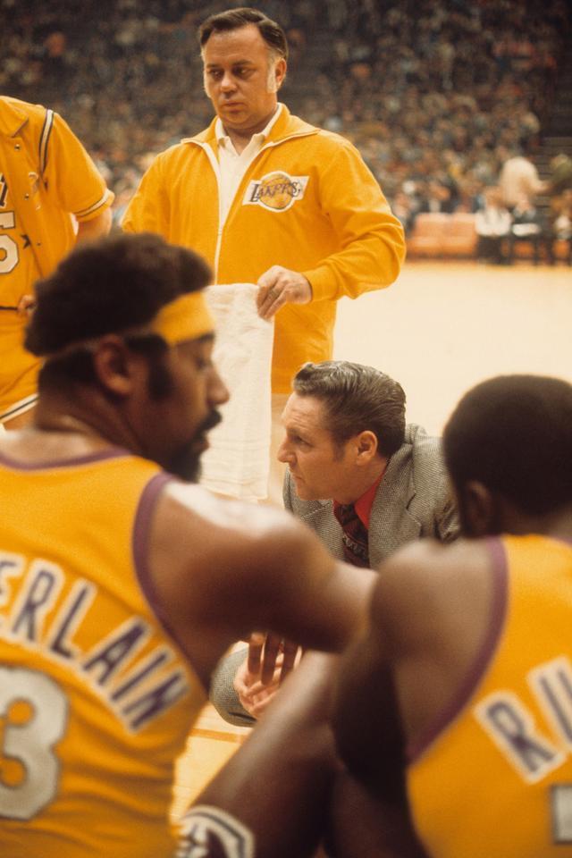 无不激励着 无不激励着